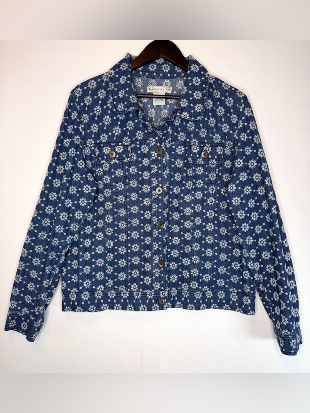 Bamboo Traders Eyelet Jean Jacket sz XL embroidered floral blue white feminine